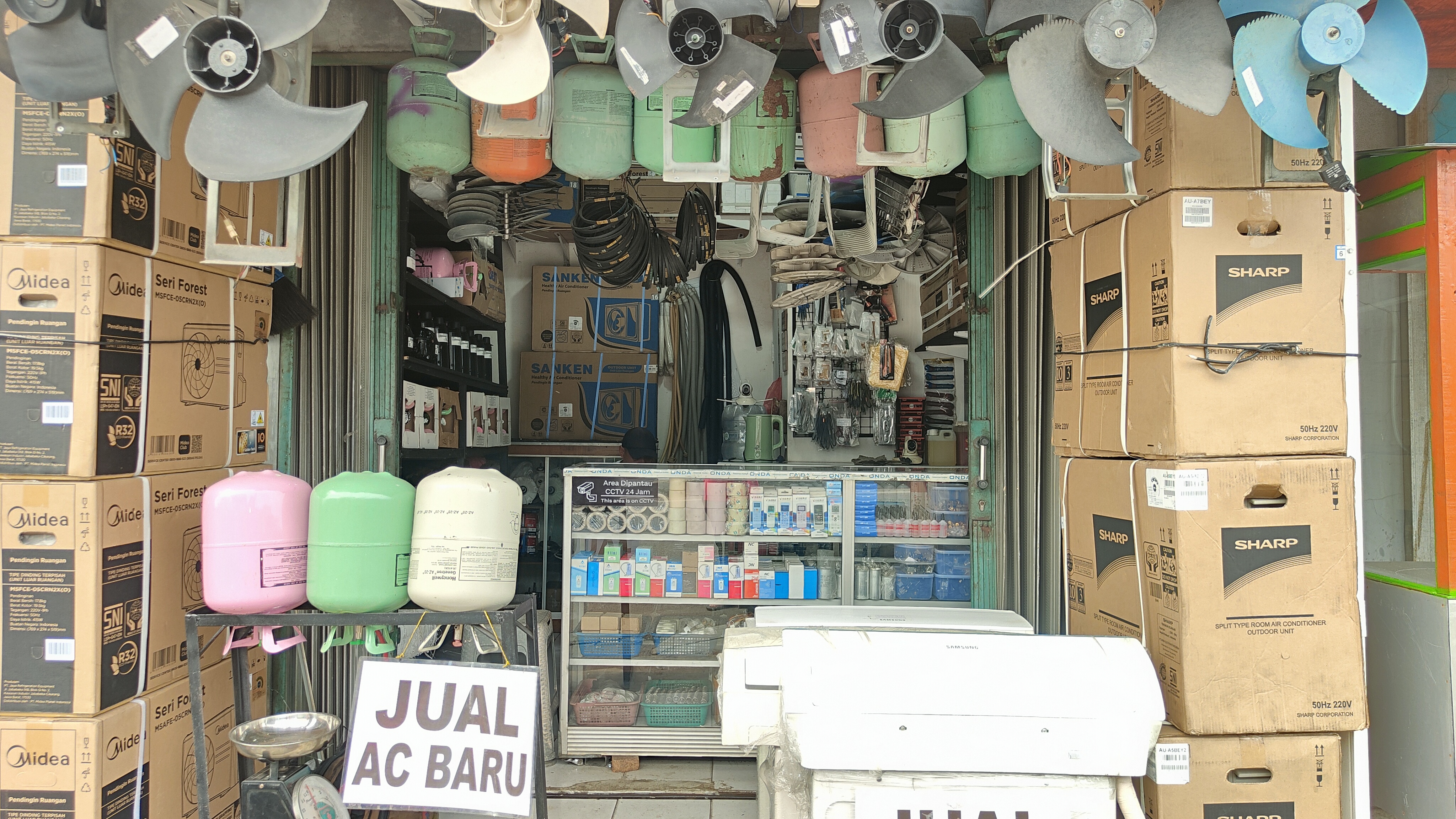 Pengecekan instalasi AC